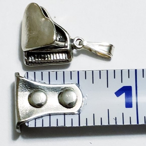 Grand Piano Charm Pendant - Picture 2 of 5